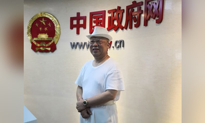 ●董事長(zhǎng)接受新華社采訪。